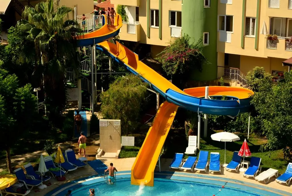 melissa garden antalya_shabavizparvaz_05.jpg
